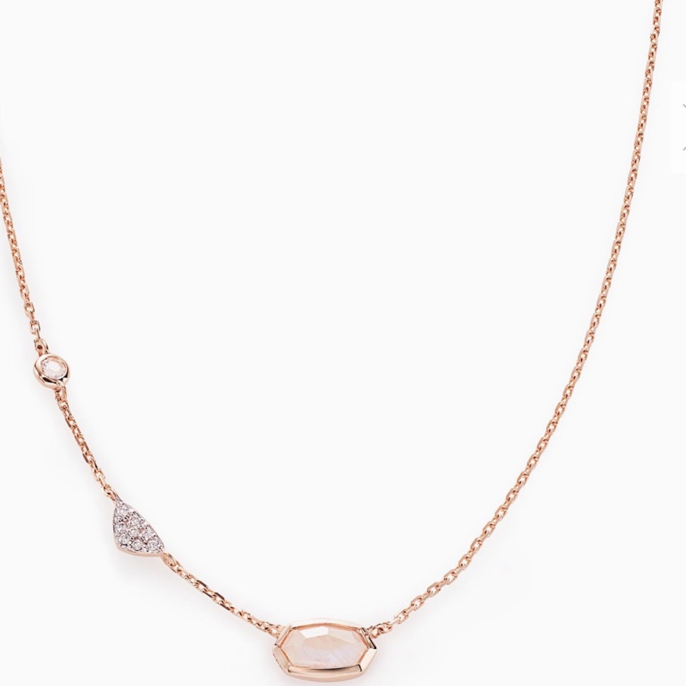 Aryn Pendant Rainbow Moonstone 14k Rose Gold